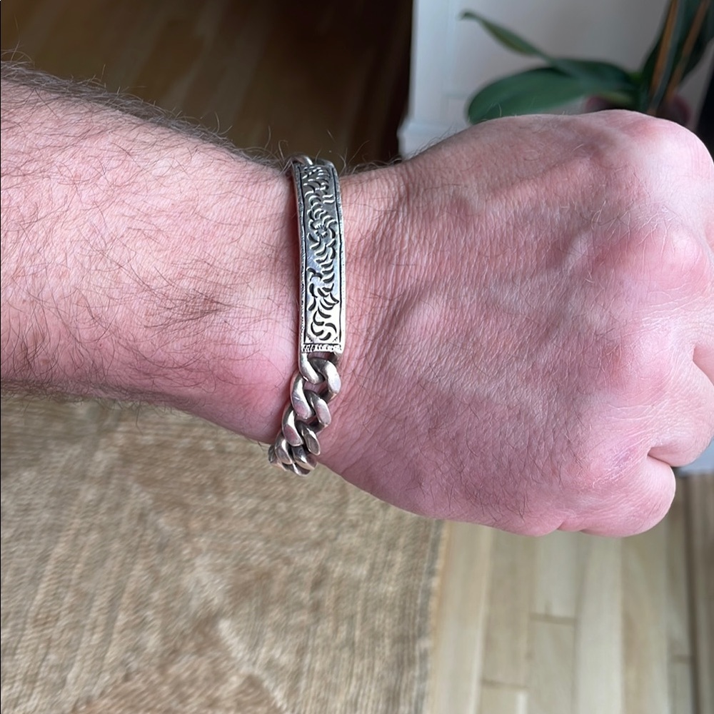 Silver Chain ID bracelet.  925 silver 
Heavy bracelet